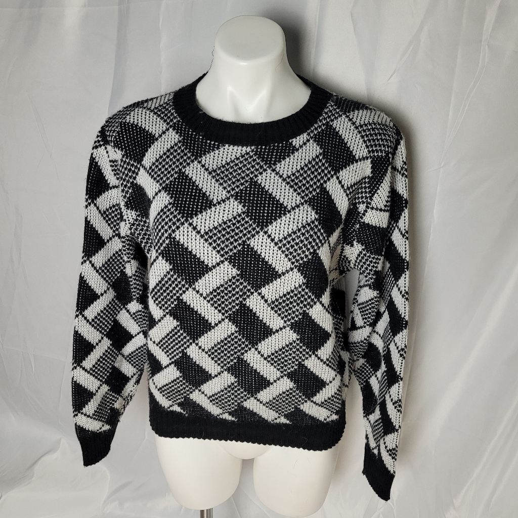 B&W Patterned Sweater